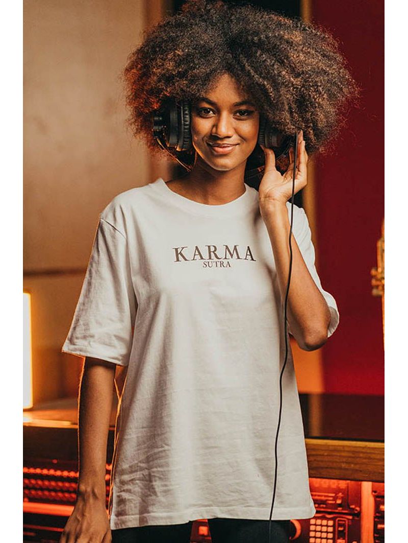 T-shirt Vintage 26 Femme Blanc Karma 100% Coton Bio T-shirt Vintage 26 Femme Blanc Karma 100% Coton Bio